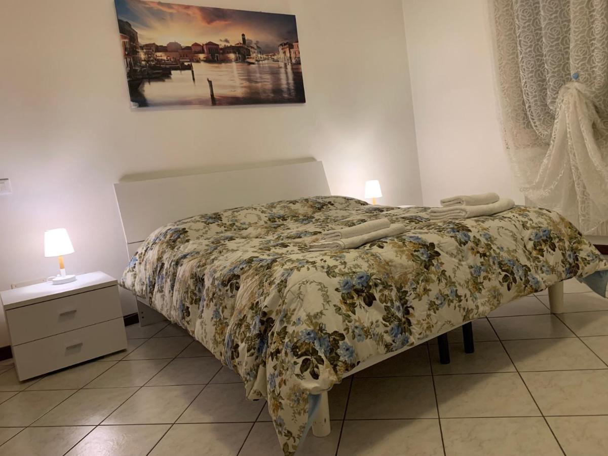 Little And Cozy Flat Near Venice マルゲーラ エクステリア 写真